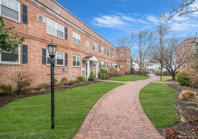1st image of 51 Lincoln Ave, Hempstead, NY 11570