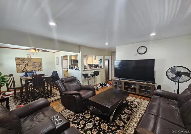Photo 2 of Multi family home for sale at 119 28 193rd Street, New York, NY 11412 | MLS# 975185 | Listing updated on 2026-04-19