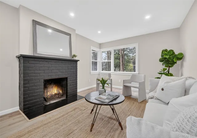 4th image of 1727 Central St, Yorktown, NY 10598 | MLS# 975217