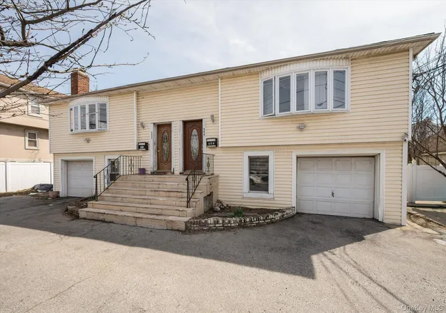 1st image of 569 Peninsula Blvd, Hempstead, NY 11516 | MLS# 975232