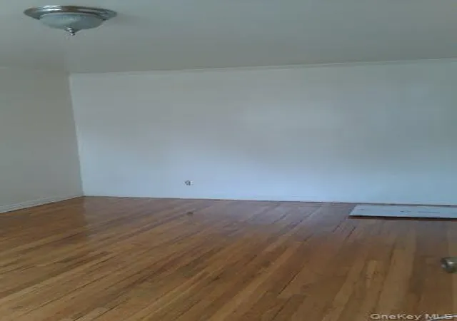 Photo 4 of Sale Pending at 11433 204th Street, New York, NY 11412 | MLS# 975255 | Listing updated on 2026-08-17