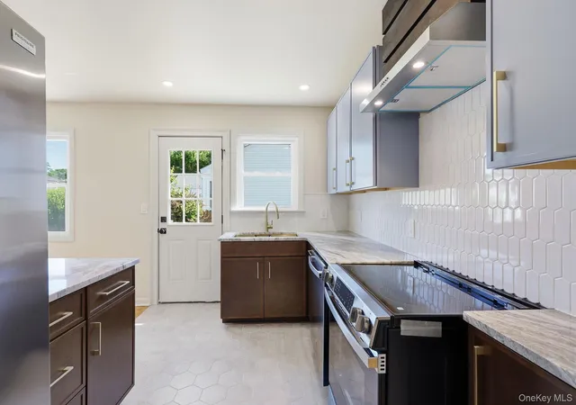 3rd image of 149 Wilkes St, Beacon, NY 12508 | MLS# 975287