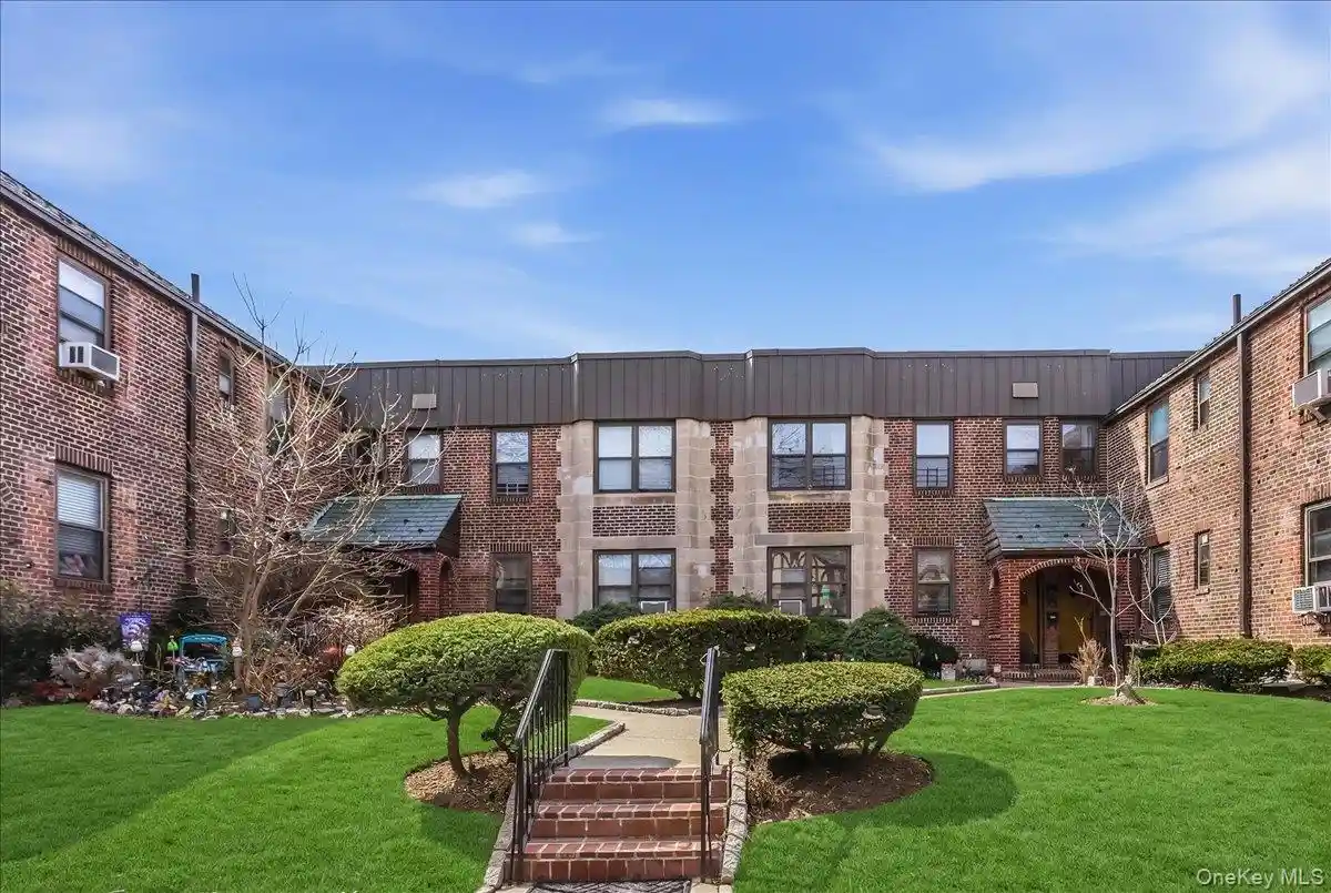 Listing Photo 18 - Condo for sale in 21-36 77th St located at 21-36 77th St, New York, NY 11370 - Unit 21-36 77th Street