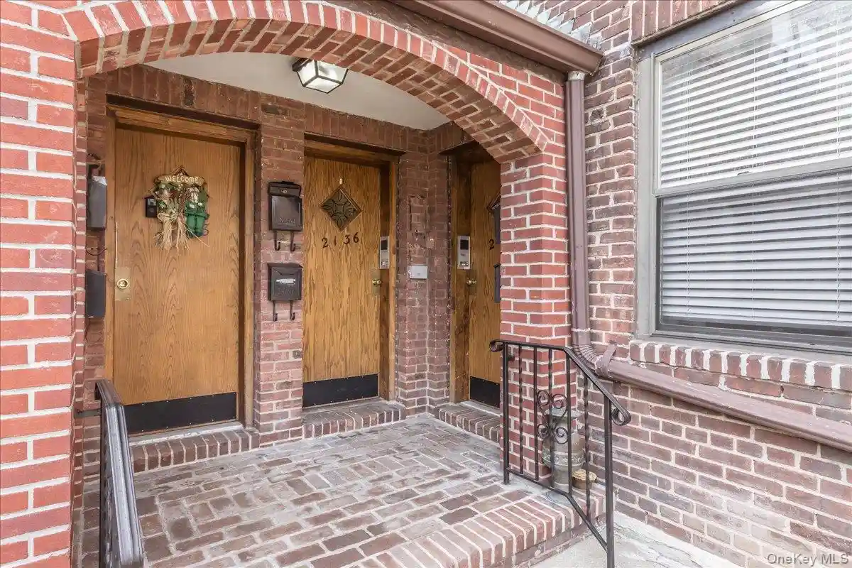 Listing Photo 2 - Condo for sale in 21-36 77th St located at 21-36 77th St, New York, NY 11370 - Unit 21-36 77th Street