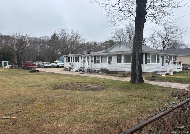 3rd image of 112 Priscilla Ave, Riverhead, NY 11901 | MLS# 975327