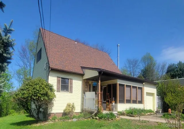 Homes for sale in Goshen, NY | 14 Wedgewood Dr, Goshen, NY 10924 | MLS# 975355
