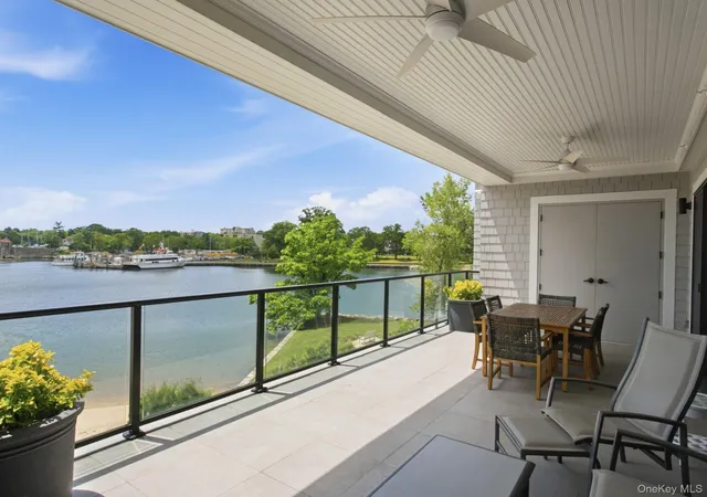3rd image of 720 Davenport Ave, New Rochelle, NY 10805