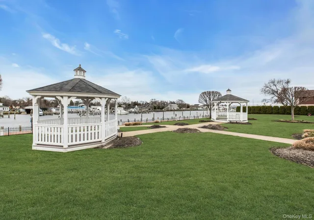 3rd image of 123 Jackie Ct, Patchogue, NY 11772 | MLS# 975429