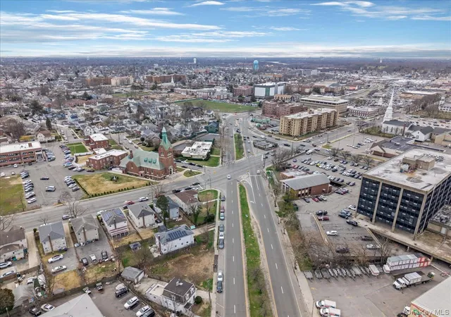 14th image of 43 Peninsula Blvd, Hempstead, NY 11550 | MLS# 975499