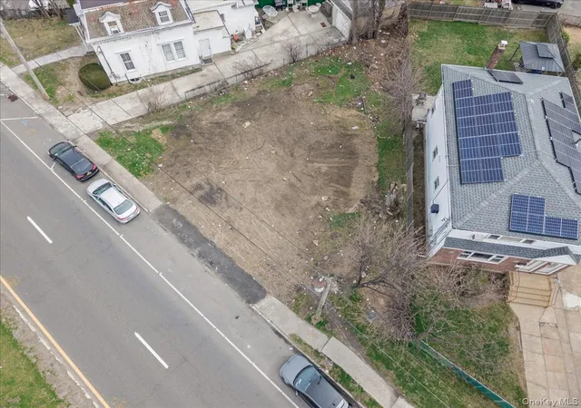 4th image of 43 Peninsula Blvd, Hempstead, NY 11550 | MLS# 975499