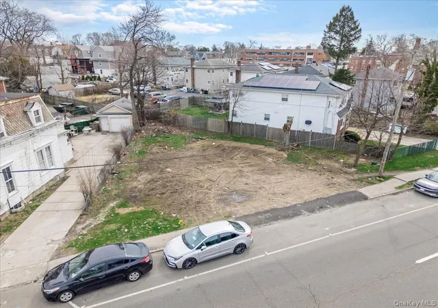 5th image of 43 Peninsula Blvd, Hempstead, NY 11550 | MLS# 975499
