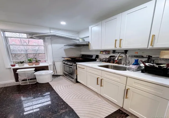 1st image of 12010 85th Ave #4J, New York, NY 11415 | MLS# 975509