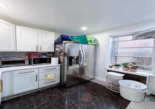 5th image of 12010 85Th Ave, New York, NY 11415