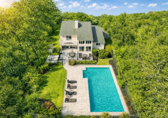 Photo 4 of Sale Pending at 785 The Strand, Southold, NY 11939 | MLS# 975549 | Listing updated on 2026-08-30