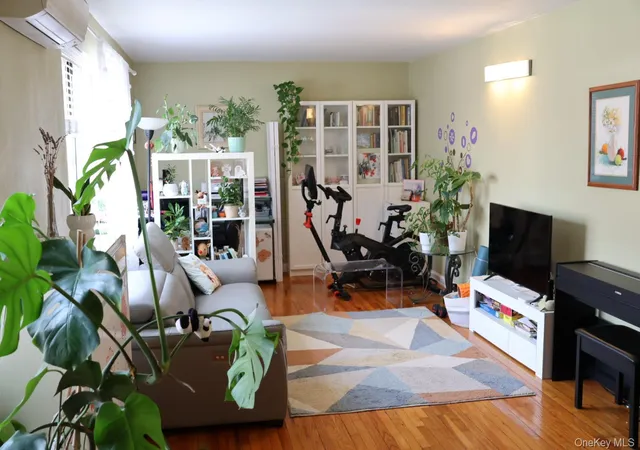 1st image of 69 11 138th Street #3B, Flushing, NY 11367 | MLS# 975577