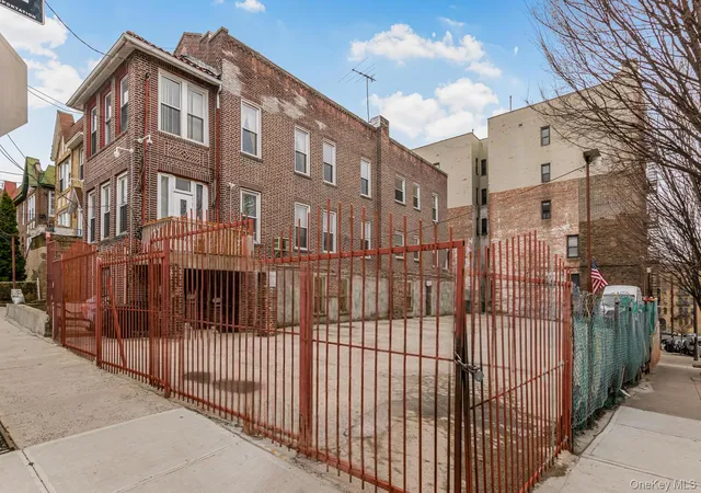1st image of 210 W 179th St, Bronx, NY 10453 | MLS# 975602