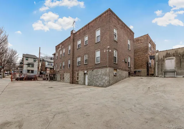 3rd image of 210 W 179Th St, Bronx, NY 10453 | MLS# 975602