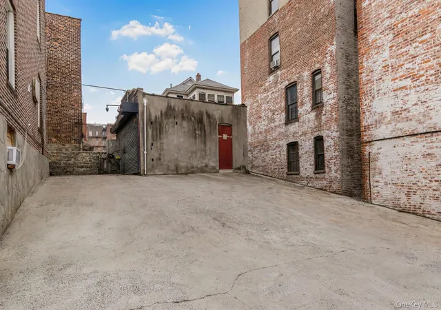 5th image of 210 W 179Th St, Bronx, NY 10453 | MLS# 975602