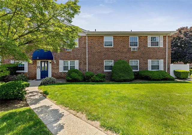 1st image of 460 Old Town Rd #3H, Port Jefferson Station, NY 11776 | MLS# 975657