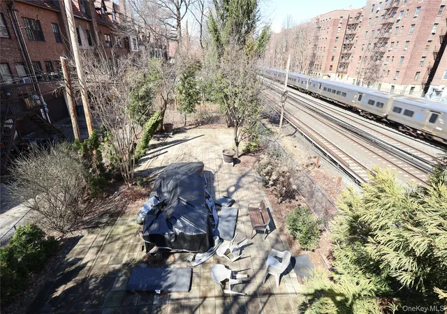 2nd image of 118-17 Union Turnpike, New York, NY 11375