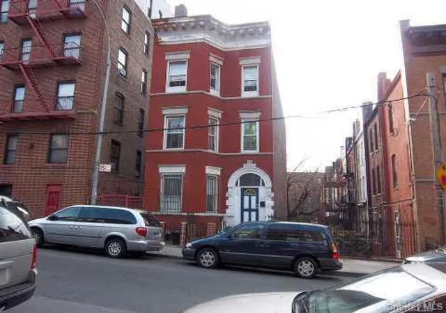 2nd image of 108 179th St, New York, NY 10453 | MLS# 975695