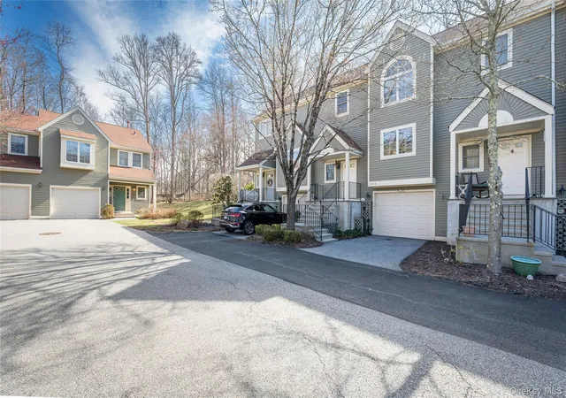 Homes for sale in Mount Kisco, NY | 1703 Regent Dr, Mount Kisco, NY 10549 | MLS# 975699