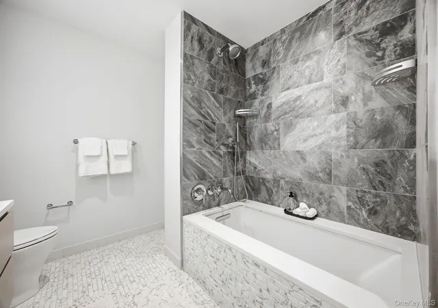 Homes for sale in New York, NY | 500 W 45Th St, New York, NY 10036