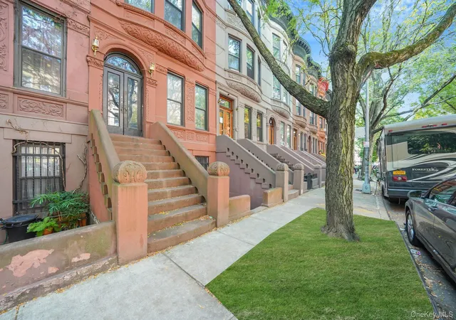 1st image of 230 W 137th St, New York, NY 10030 | MLS# 975793