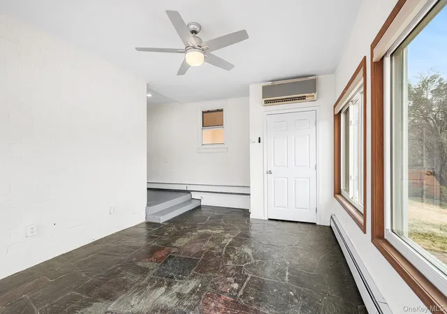 Photo 4 of Sale Pending at 9 Sunrise Ter, Newburgh (city), NY 12553 | MLS# 975836 | Listing updated on 2026-05-01