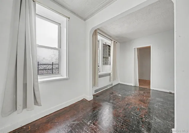 3rd image of 2190 Boston Rd #6B, New York, NY 10462 | MLS# 975863