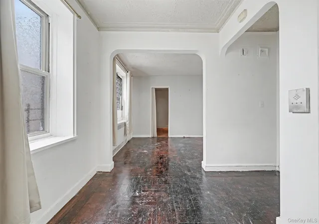 4th image of 2190 Boston Rd #6B, New York, NY 10462 | MLS# 975863