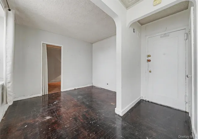 5th image of 2190 Boston Rd #6B, New York, NY 10462 | MLS# 975863