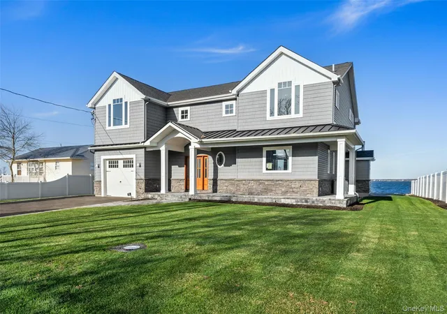 Photo 1 of Single family home for sale at 72 Grandview Dr, Shirley, NY 11967 | MLS# 975912 | Listing updated on 2026-09-01