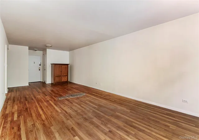 4th image of 525 W 236Th St #2D, Bronx, NY 10463 | MLS# 975946