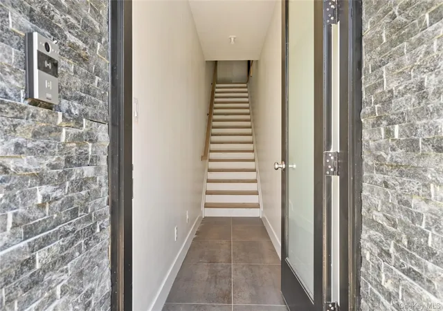 Photo 4 of Condo for sale at 3 Valley Way #321, Ramapo, NY 10977 | MLS# 975986 | Listing updated on 2026-08-19