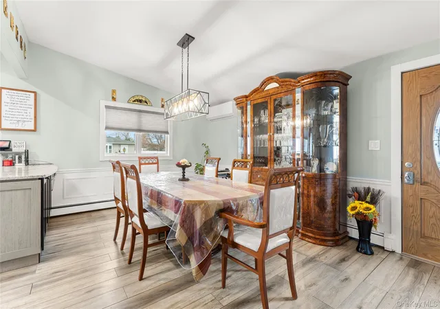 4th image of 225 Montgomery Ave, West Babylon, NY 11704 | MLS# 976046