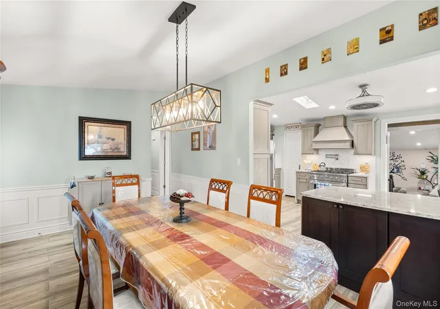 5th image of 225 Montgomery Ave, West Babylon, NY 11704 | MLS# 976046