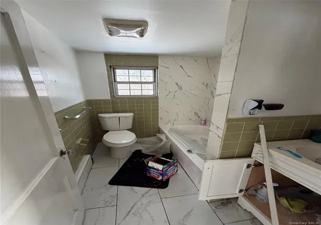 Photo 4 of Single family home for sale at 140 Grant Ave, White Plains, NY 10604 | MLS# 976091 | Listing updated on 2026-09-02