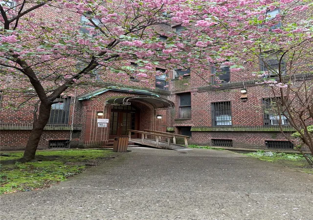 3rd image of 4220 Kissena Blvd #A12, New York, NY 11355 | MLS# 976117