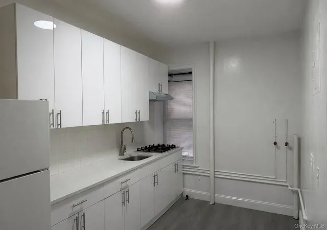 4th image of 4220 Kissena Blvd #A12, New York, NY 11355 | MLS# 976117