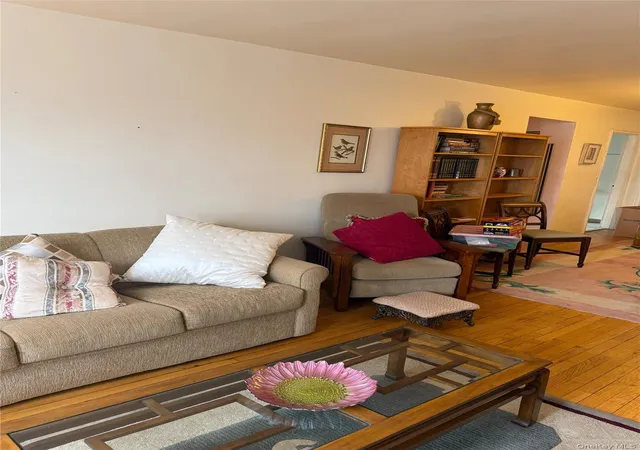 Photo 2 of Sale Pending at 87 10 204 #B-61, New York, NY 11427 | MLS# 976118 | Listing updated on 2026-08-07