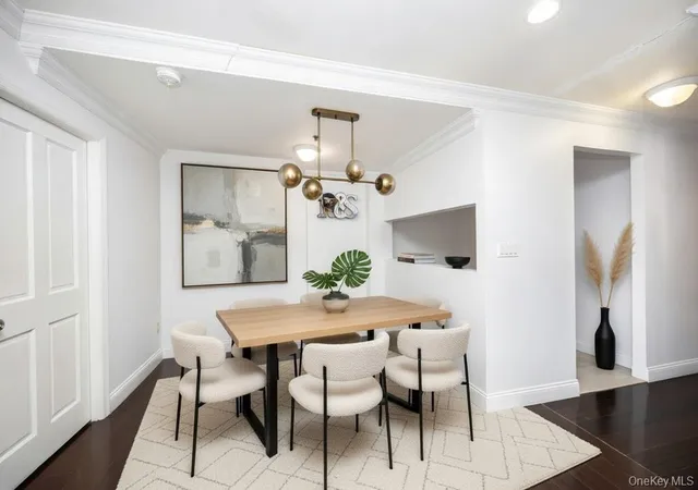 3rd image of 141-16 84Th Dr, New York, NY 11435