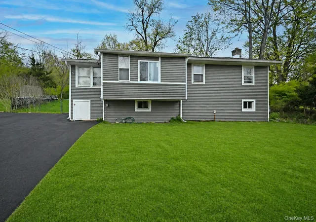 Photo 1 of Sale Pending at 19 Beverly Trl, Monroe, NY 10950 | MLS# 976302 | Listing updated on 2026-09-19
