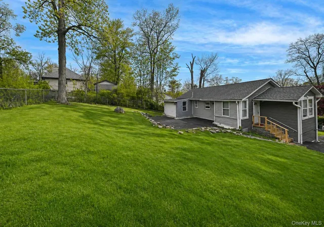 Photo 3 of Sale Pending at 19 Beverly Trl, Monroe, NY 10950 | MLS# 976302 | Listing updated on 2026-09-19