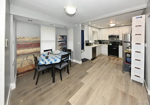 Photo 4 of Sale Pending at 19 Beverly Trl, Monroe, NY 10950 | MLS# 976302 | Listing updated on 2026-09-19