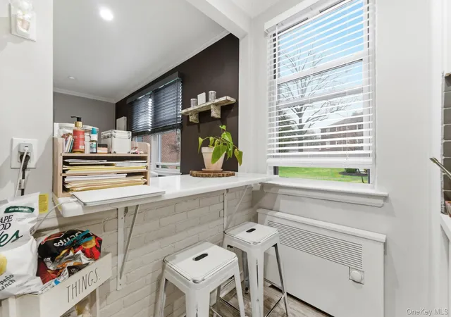5th image of 2 Bryant Crescent, White Plains, NY 10605