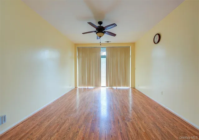 5th image of 588 Louisiana Ave, New York, NY 11239