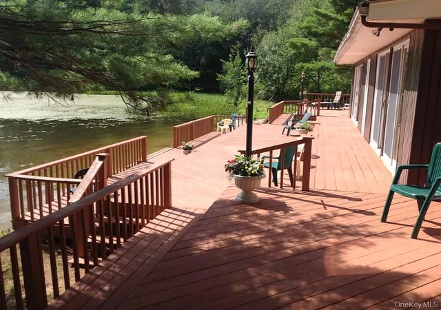 Photo 5 of Single family home for sale at 238 Lakeview Dr Rd, Highland, NY 12743 | MLS# 976488 | Listing updated on 2026-07-10
