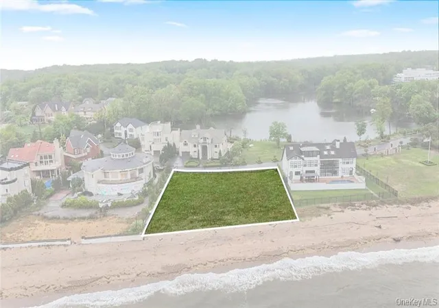 6th image of 140 Nicolosi Dr, Staten Island, NY 10312 | MLS# 976492
