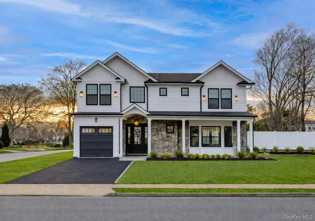 Photo 1 of Sale Pending at 3050 Judith Dr, Hempstead, NY 11710 | MLS# 976508 | Listing updated on 2026-09-19